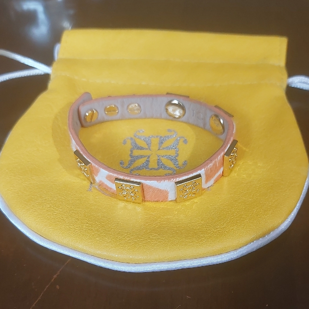 Rustic Cuff Meagen Meagan Calfskin Giraffe Single Wrap Genuine Leather Bracelet